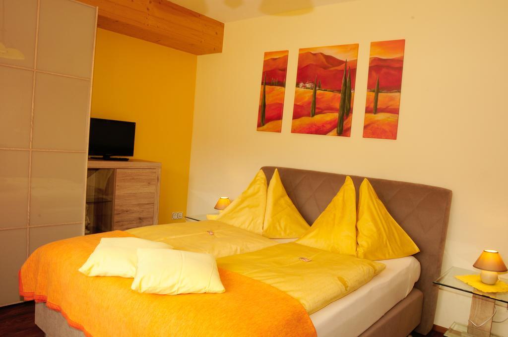 טרופולאך Hotel Garni Zerza מראה חיצוני תמונה