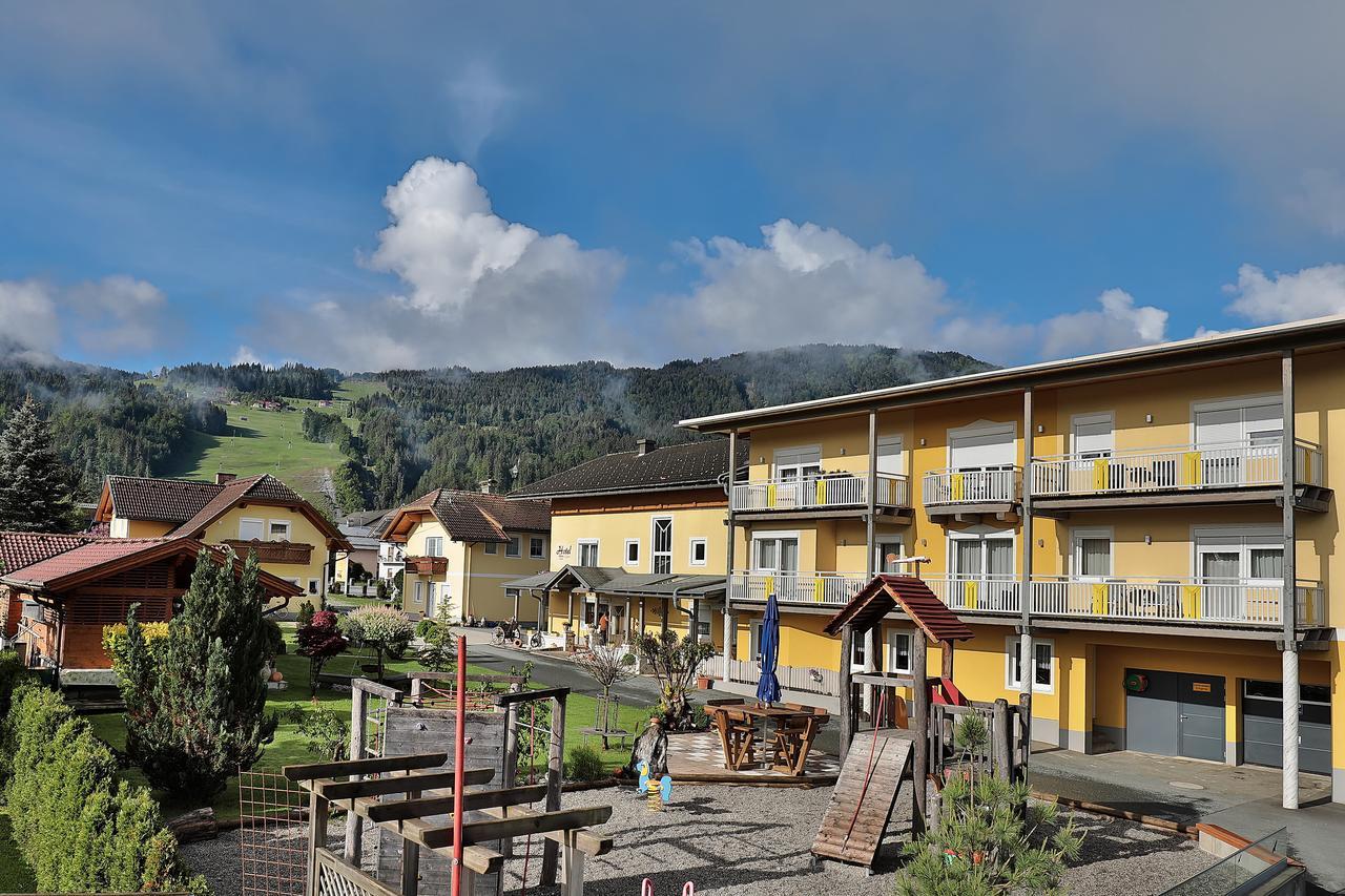 טרופולאך Hotel Garni Zerza מראה חיצוני תמונה