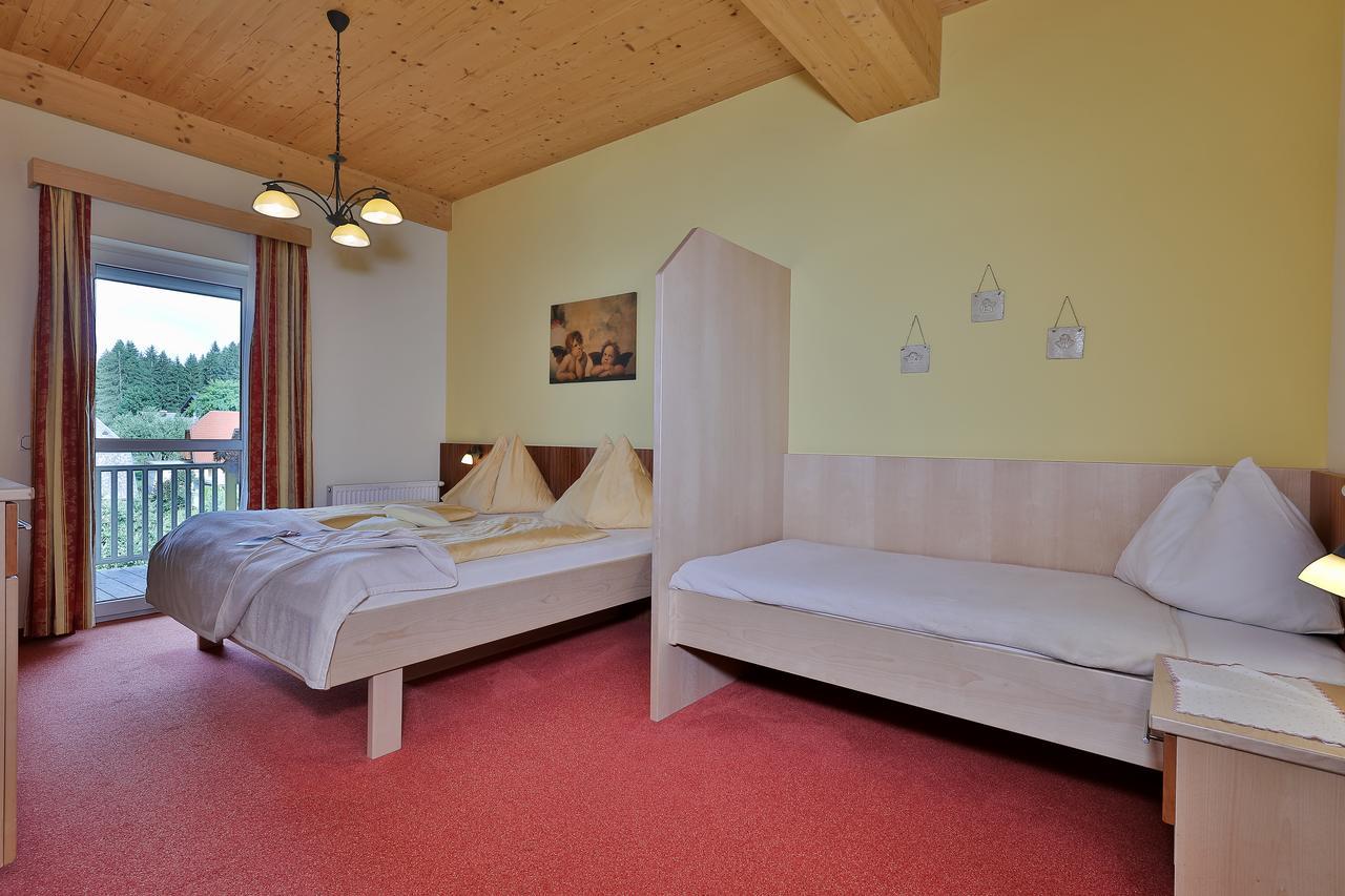 טרופולאך Hotel Garni Zerza מראה חיצוני תמונה